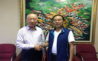 印尼著名僑領、印尼泛印集團董事長、印尼總統(tǒng)大學創(chuàng)辦人-李文光